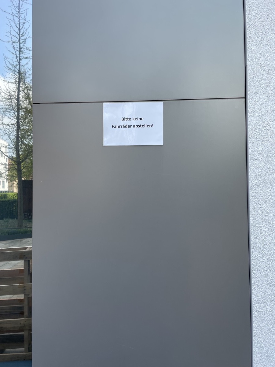 Alles ist verboten (4)