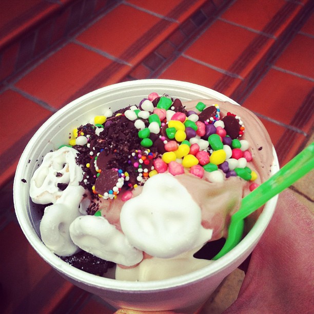 Die kleinen, bunten K&uuml;gelchen hei&szlig;en Nerds.