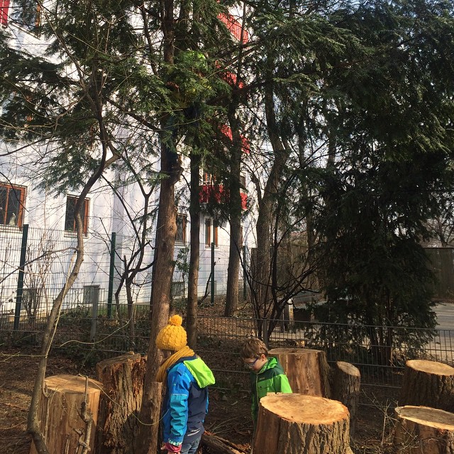 Wo ist das dritte Kind versteckt?