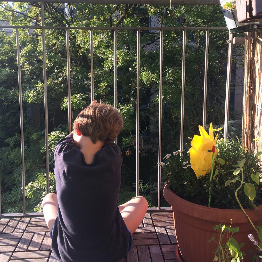 Moin M&uuml;nchen. Wir strecken erst mal alle die Arme.