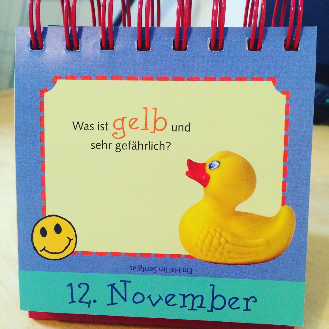 Was ist gelb und gef&auml;hrlich? (Smartphone bitte umdrehen)