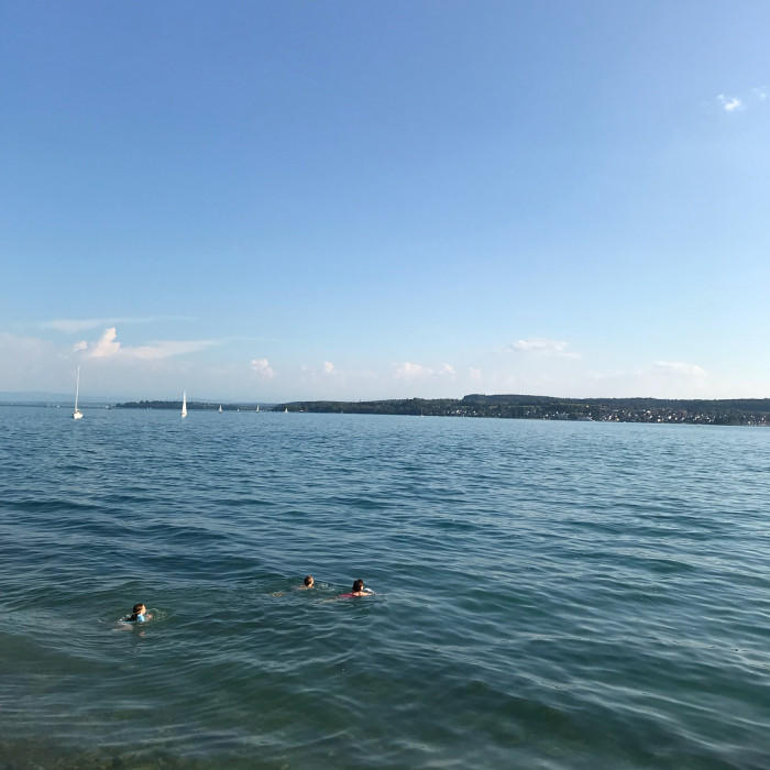 Tag 1: Es geht von Konstanz nach &Uuml;berlingen. Das ist zum Einstieg gleich das h&auml;rteste St&uuml;ck. 50 Kilo