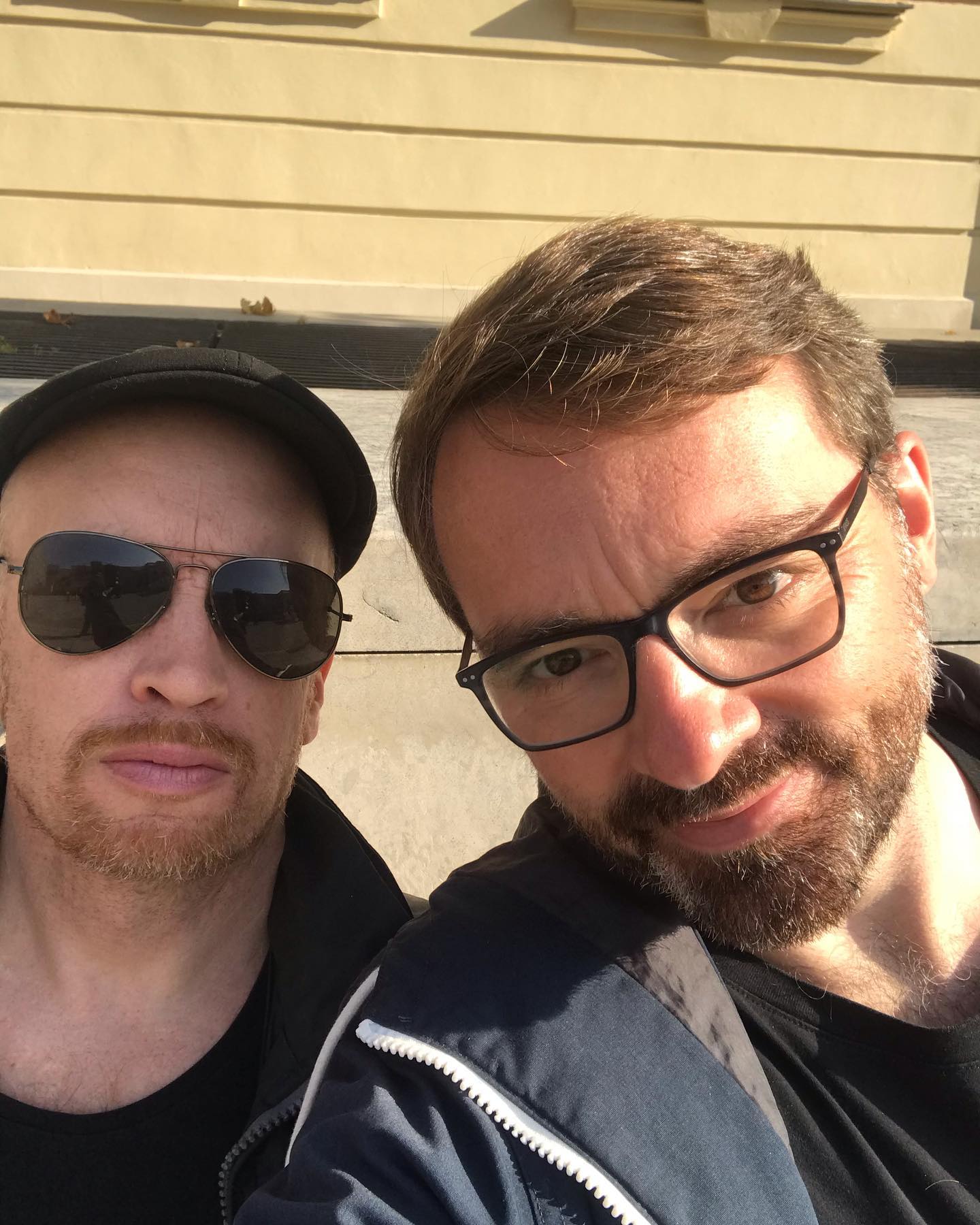 Wien ist ein Dorf. Nationalfeiertag, Museumsquartier, schon wieder S&ouml;fie mit Simon Schwarz (der witz