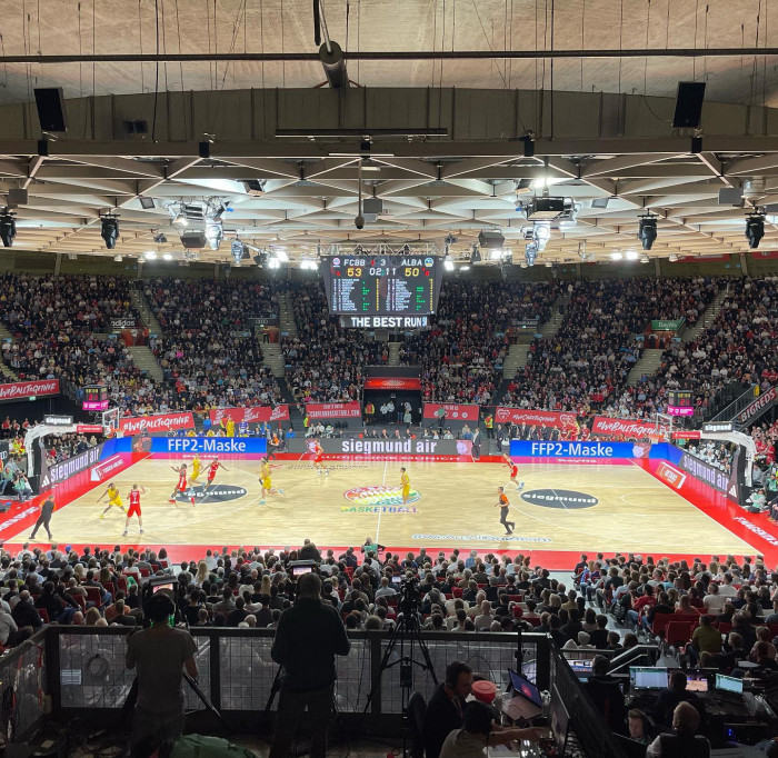 @fcbayernbasketball vs. @albaberlin