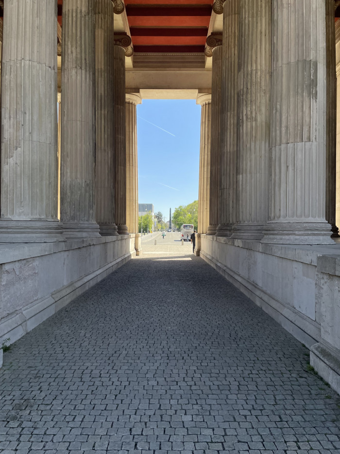 Durchblick K&ouml;nigsplatz